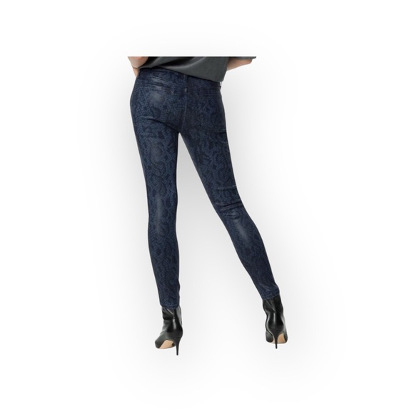 new Joe's Jeans ㋛ Charlie Skinny High Waist Jean ㋛ Coated Navy Python Print ㋛ - Picture 14 of 16